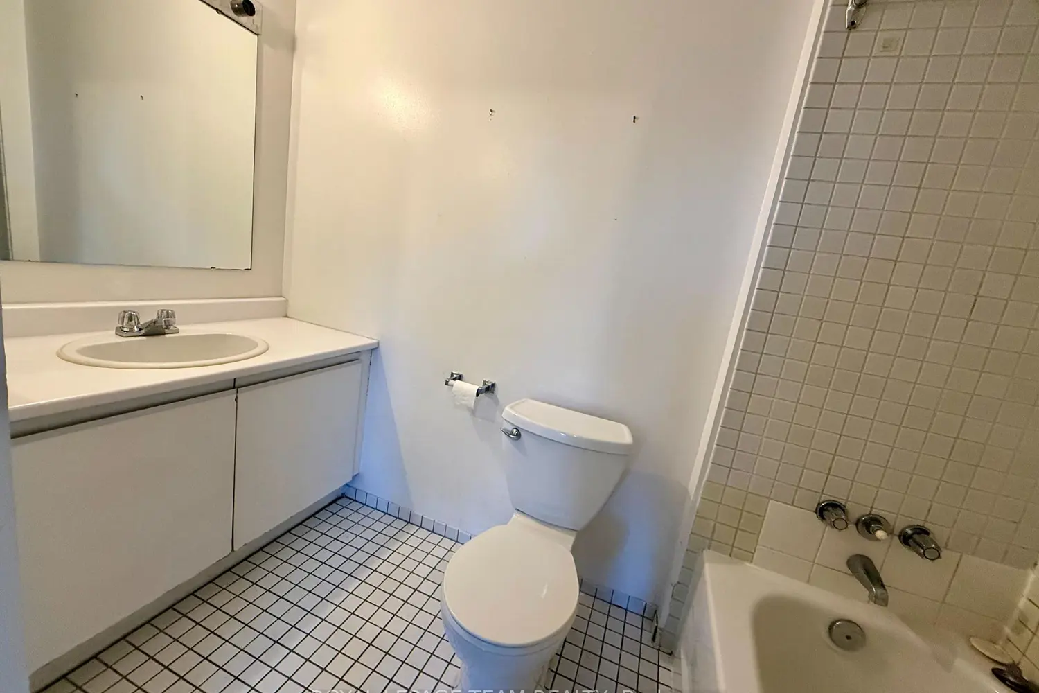 Additional image 9 of 2760 Carousel Crescent 102