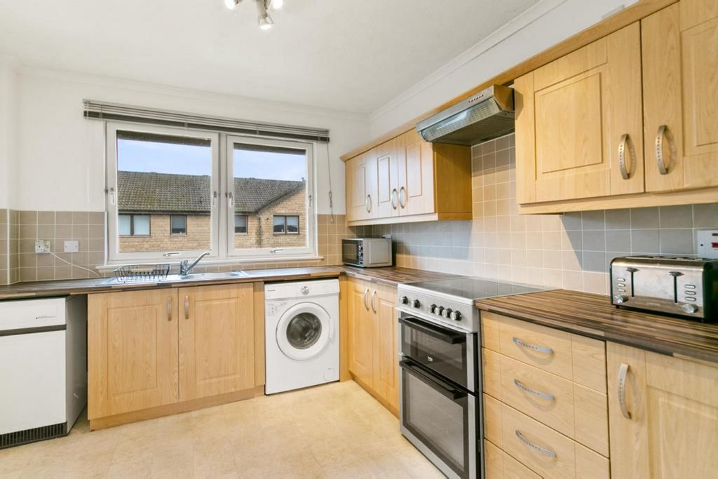 Additional image 8 of 2 bed flat for saleBramble Hedge Path, Alexandria G83