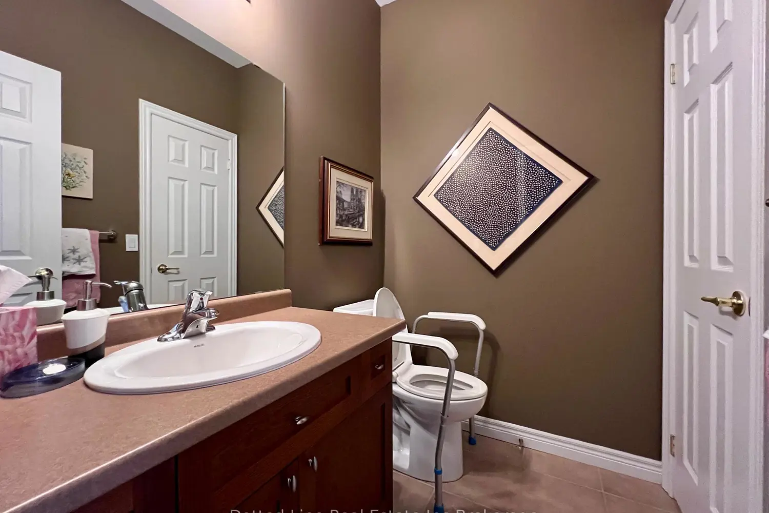 Additional image 8 of 500 Lakeview Drive 25