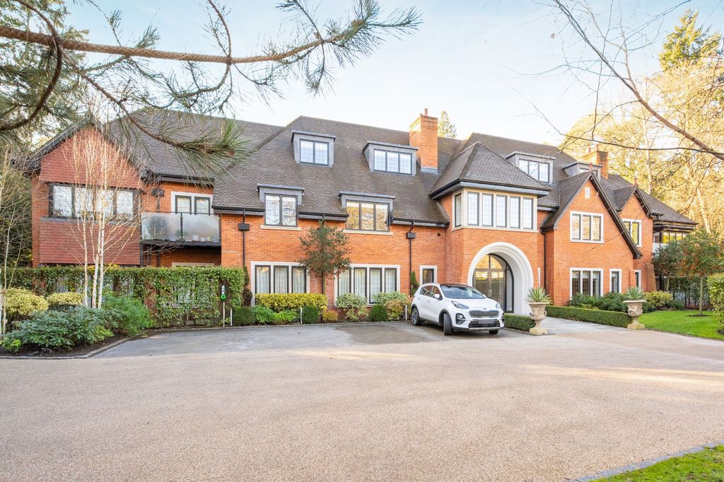Additional image 15 of 3 bed flat for saleBirchcroft, Ascot SL5