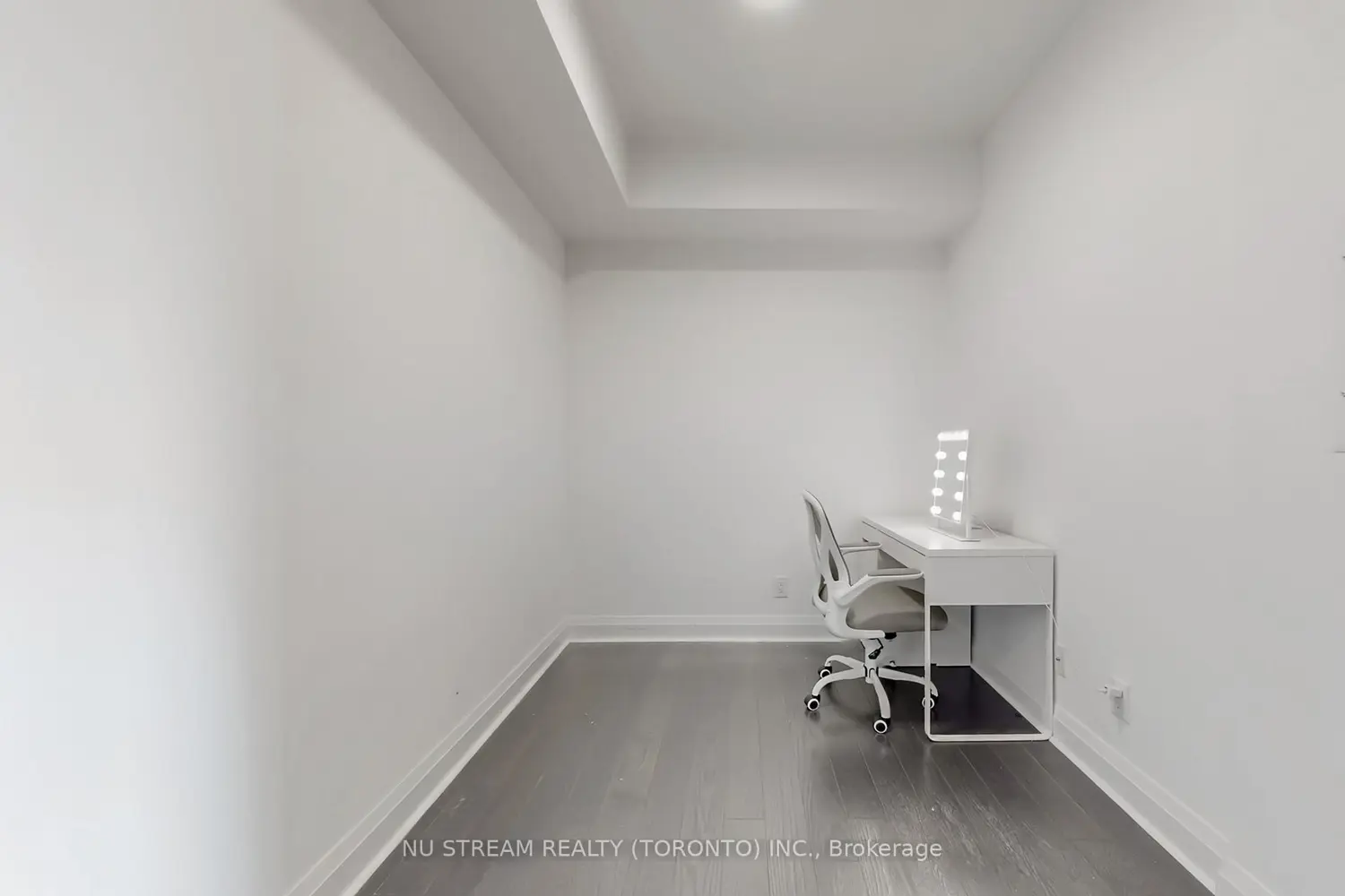 Additional image 10 of 1080 Bay Street 1403
