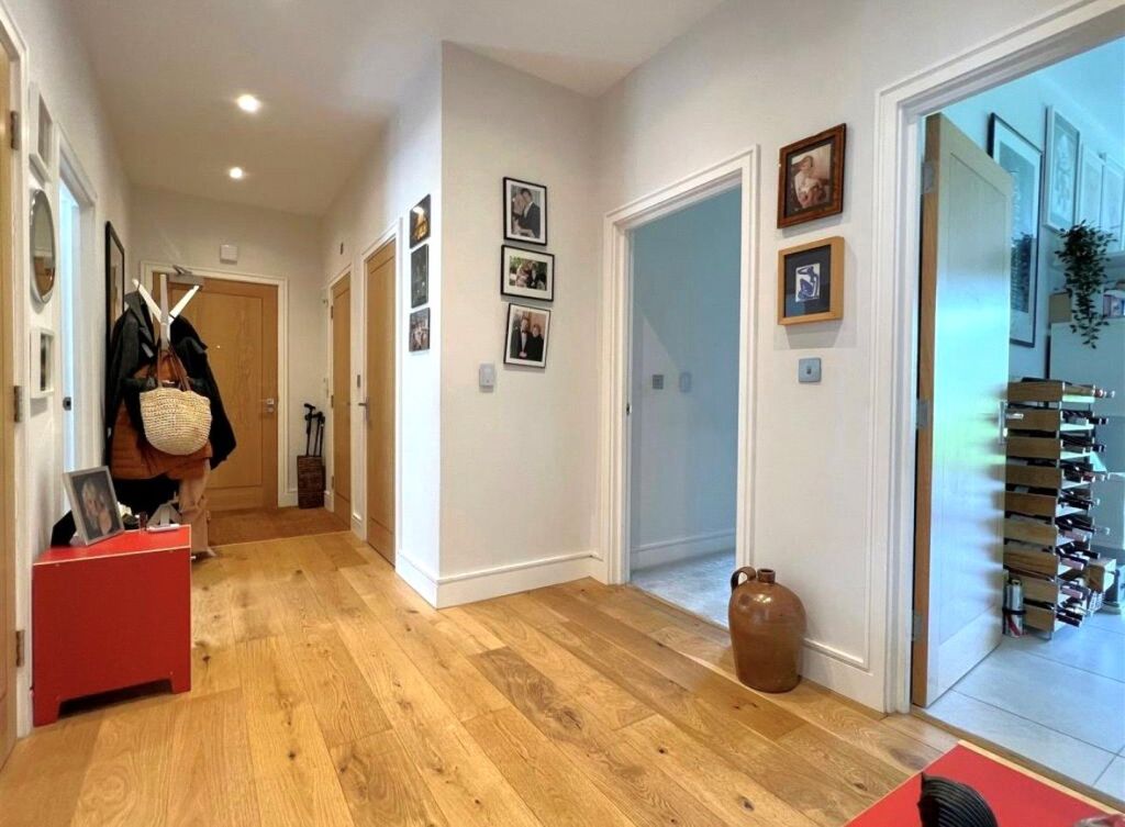 Additional image 2 of 3 bed flat for saleCloister Way, Leamington Spa, Warwickshire CV32
