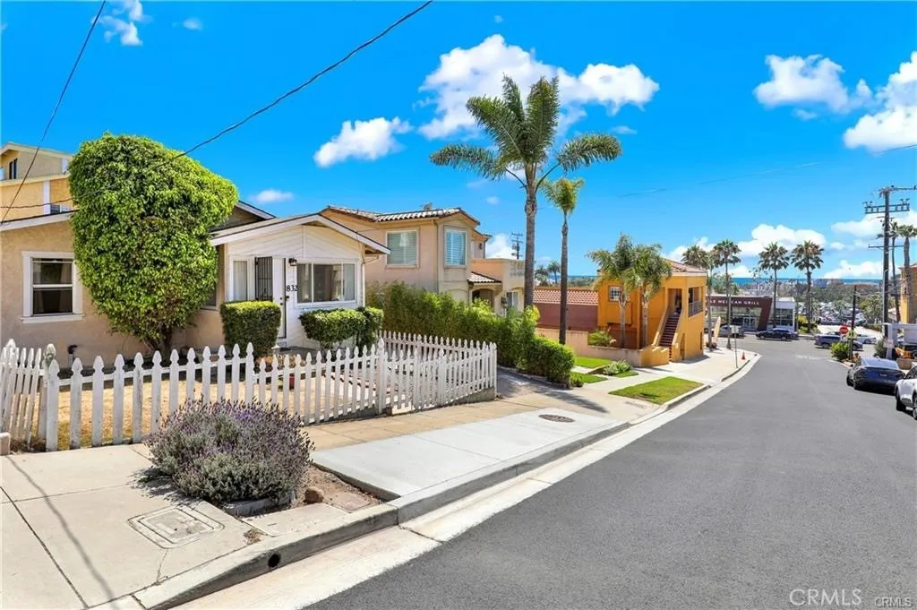 Additional image 3 of 832 15th Pl, Hermosa Beach, CA 90254