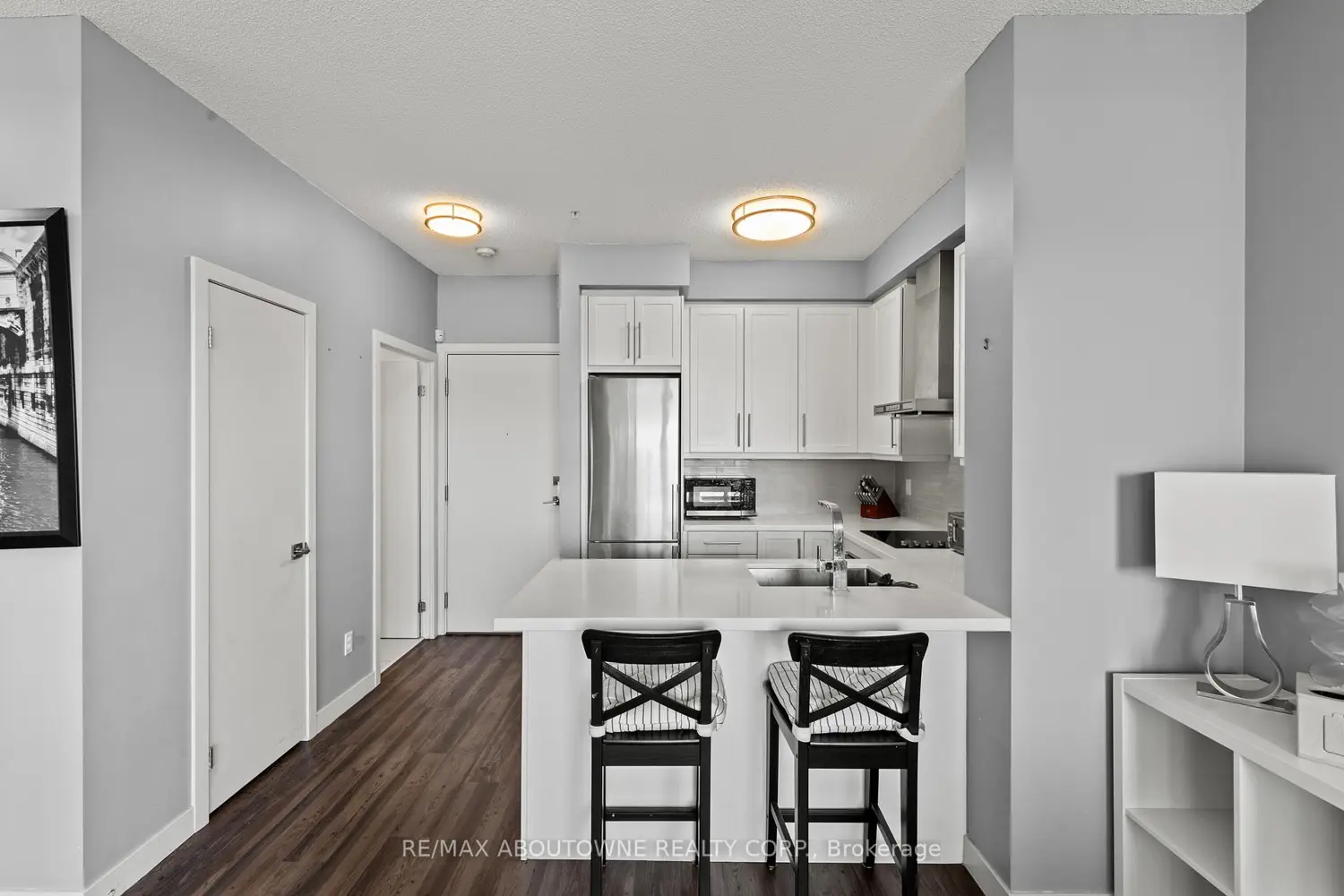 Additional image 5 of 2087 Fairview Street 906