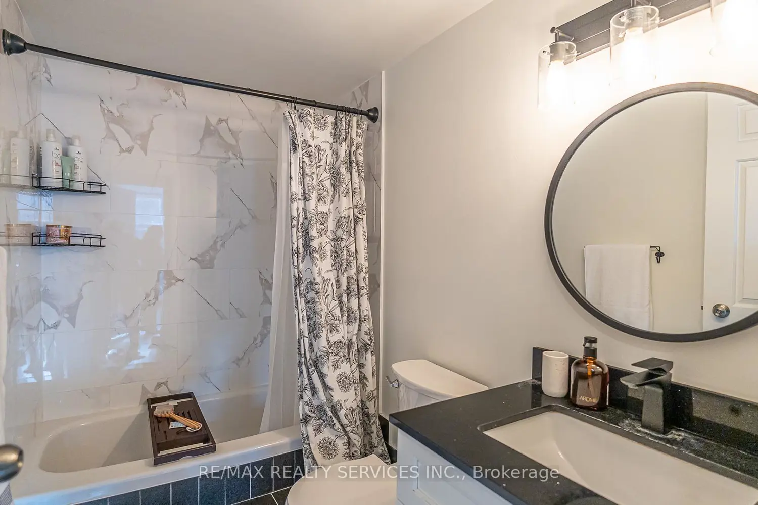 Additional image 9 of 8 Lisa Street 203