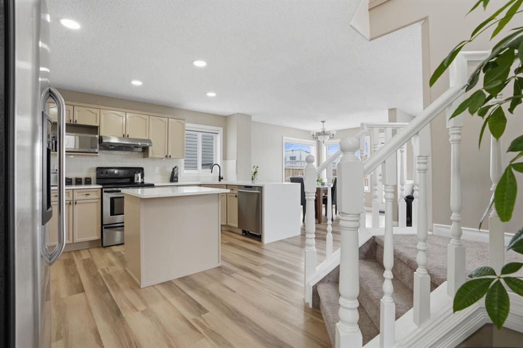 Additional image 4 of 235 Coville Close, Calgary, AB, T3K 5V8