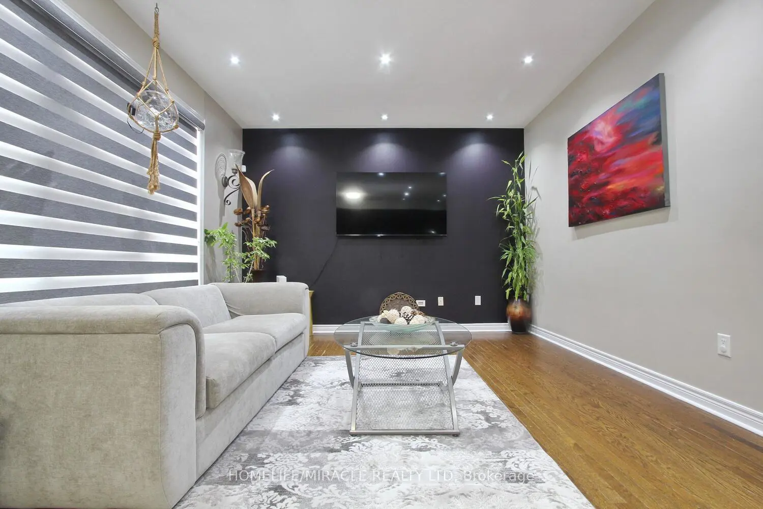 Additional image 7 of 11 Bluffmeadow Street