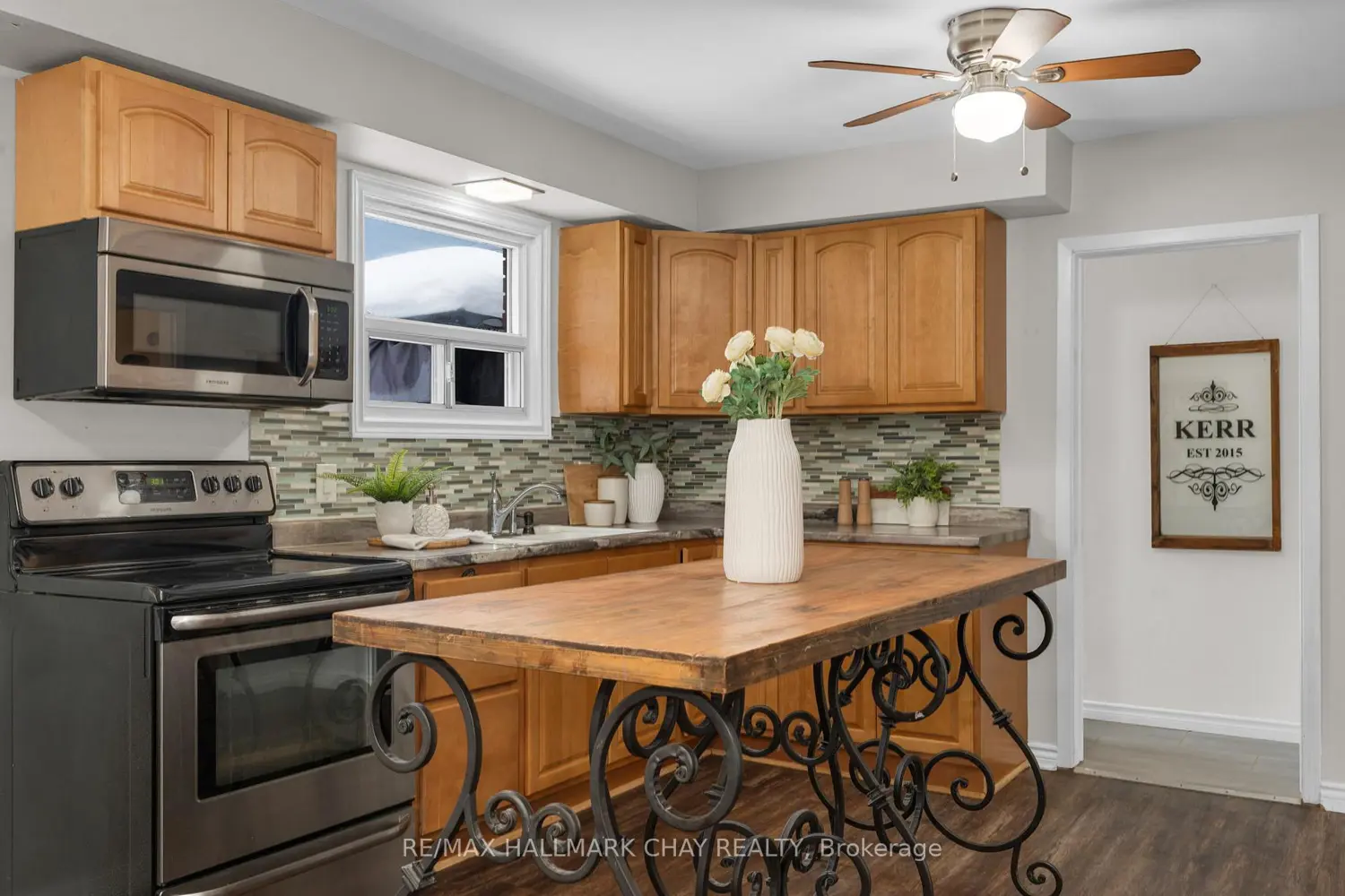 Additional image 5 of 232 Superior Street