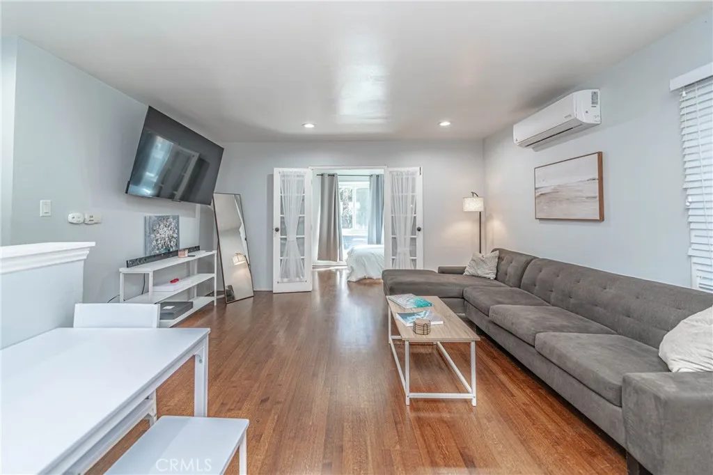 Additional image 8 of 325 Cedar Ave, Long Beach, CA 90802