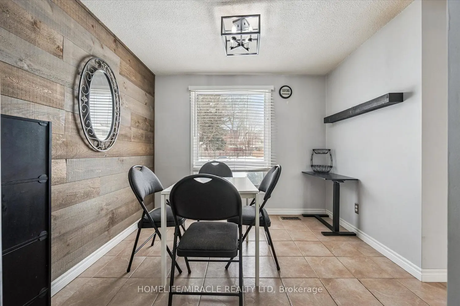 210 Glamis Road #9 photo 3