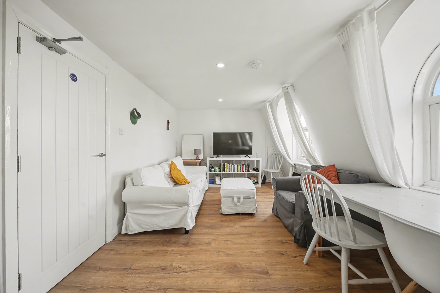 Additional image 3 of 2 Bed Flat, Drayton Park, N5, N1 7GU