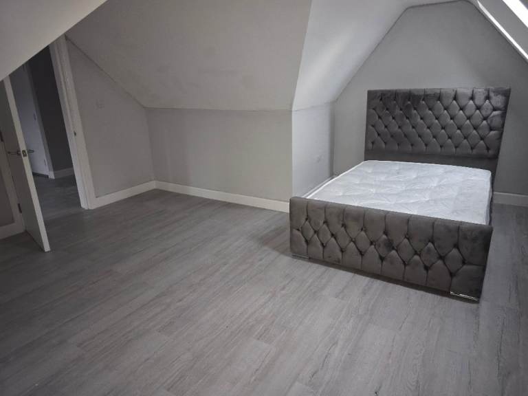 Additional image 2 of Studio Flat, Belsize Park Gardens, NW3, N1 7GU