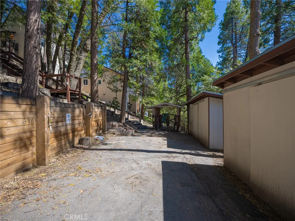 Additional image 66 of 233 Corona Ln, Lake Arrowhead, CA 92352