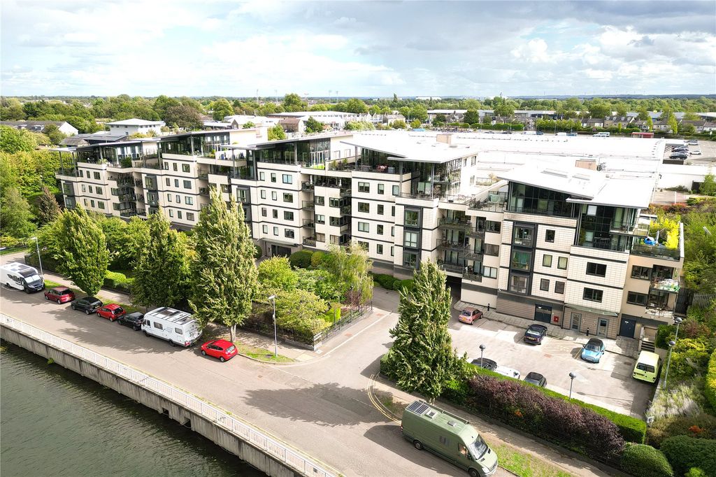 3 bed flat for saleRiverside Place, Cambridge, Cambridgeshire CB5