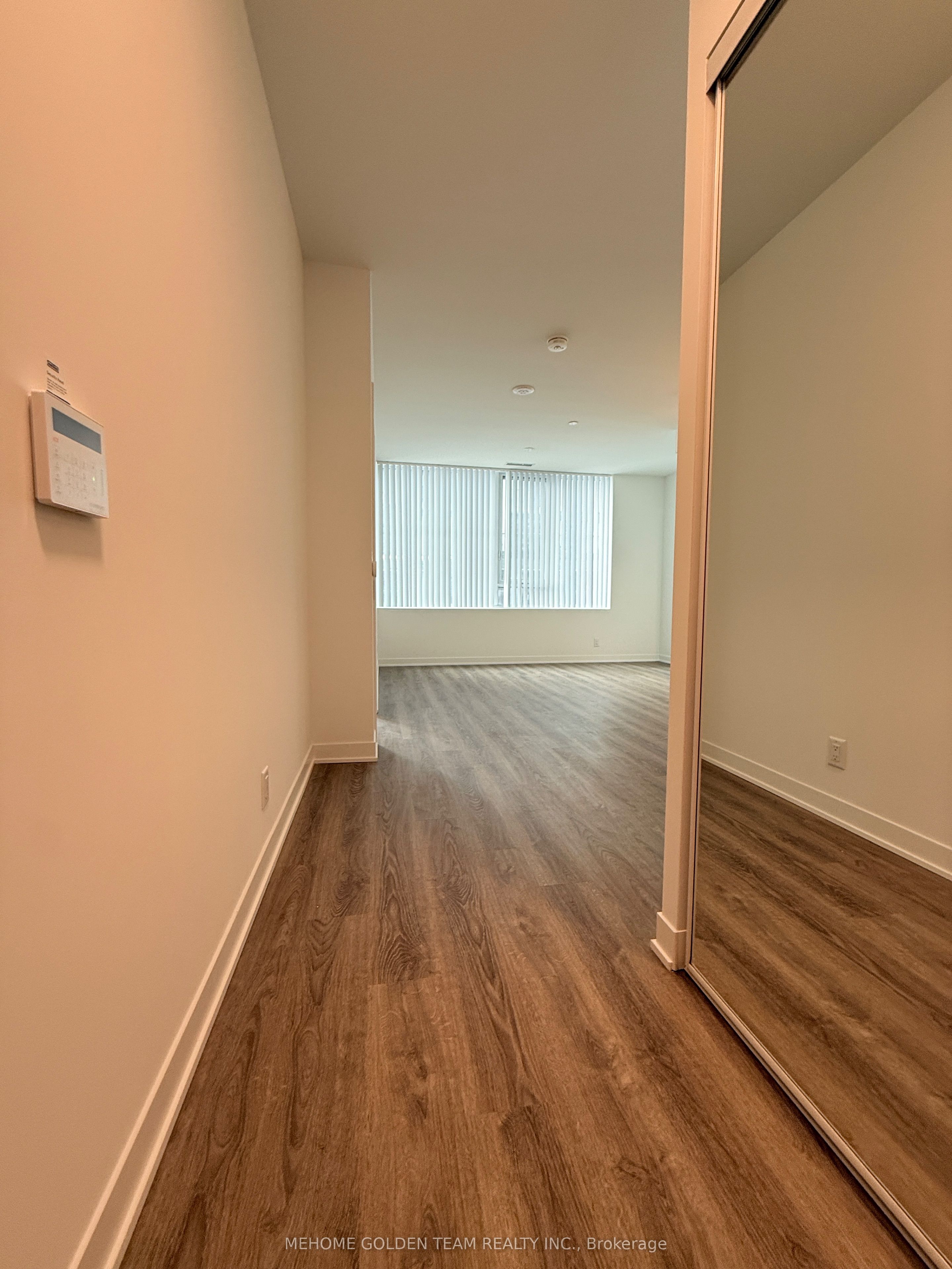 Additional image 3 of 1016-180 Front Street E, Toronto, ON, M5A 0K9