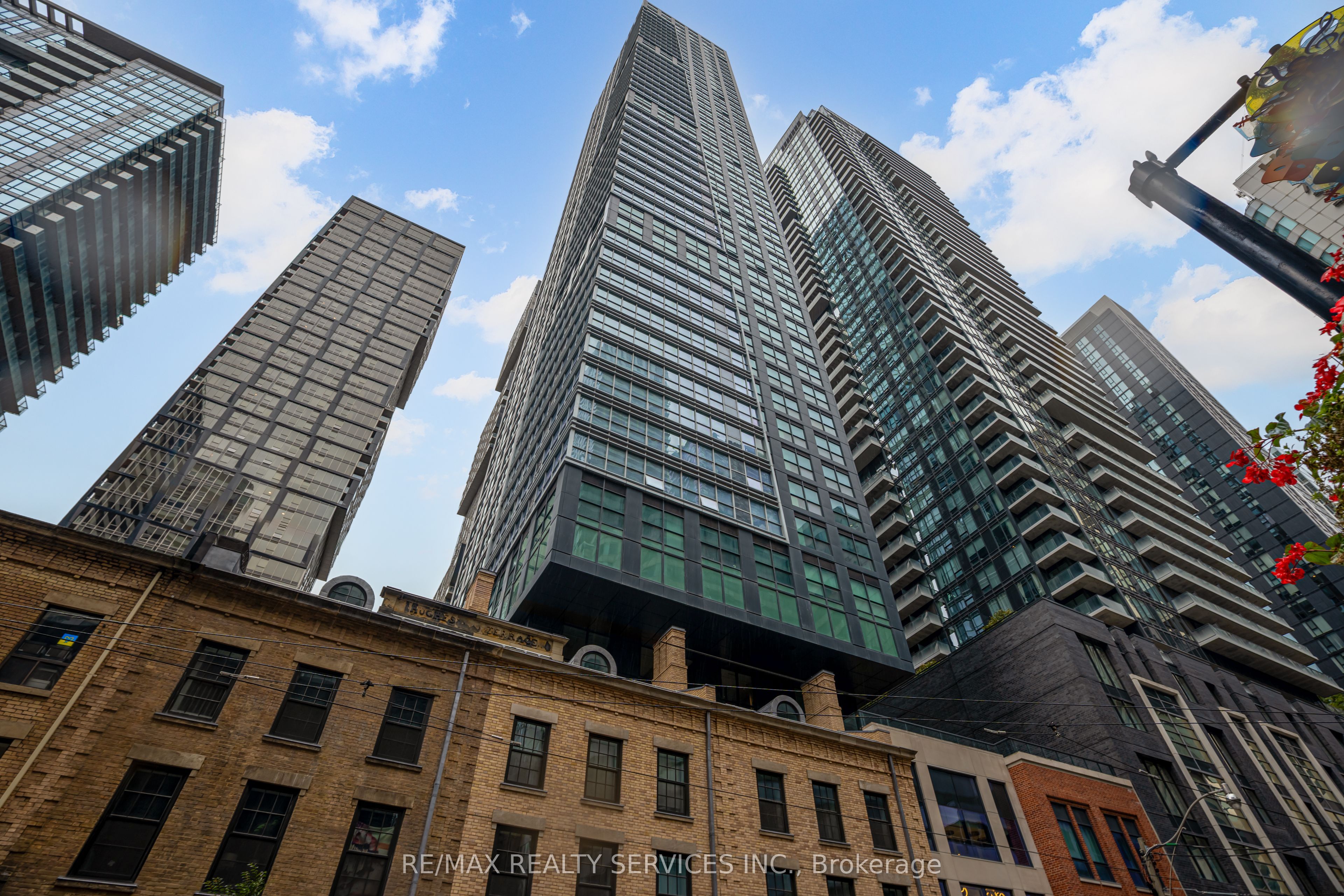 Additional image 2 of 4106-327 King Street W, Toronto, ON, M5V 0W7