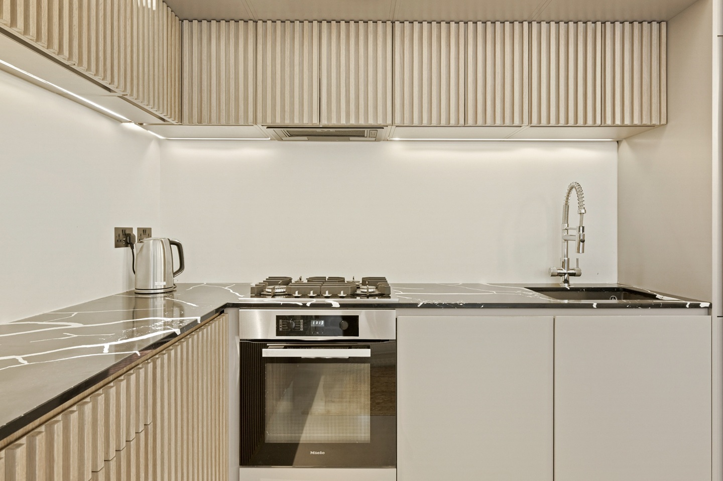 Additional image 6 of 2 Bed Flat, Russell Road, W14, N1 7GU