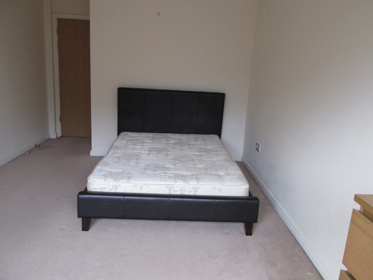 Additional image 5 of 3 Bed Flat, Thomas Street, M4, N1 7GU