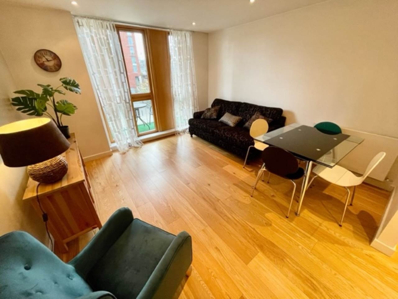 Additional image 2 of 1 Bed Flat, Watermans Place, LS1, N1 7GU