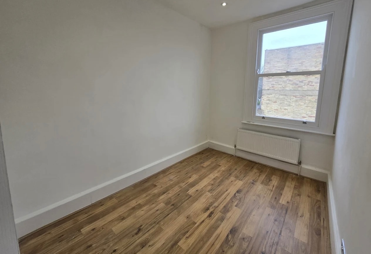 Additional image 8 of 3 Bed Flat, Balls Pond Road, N1, N1 7GU