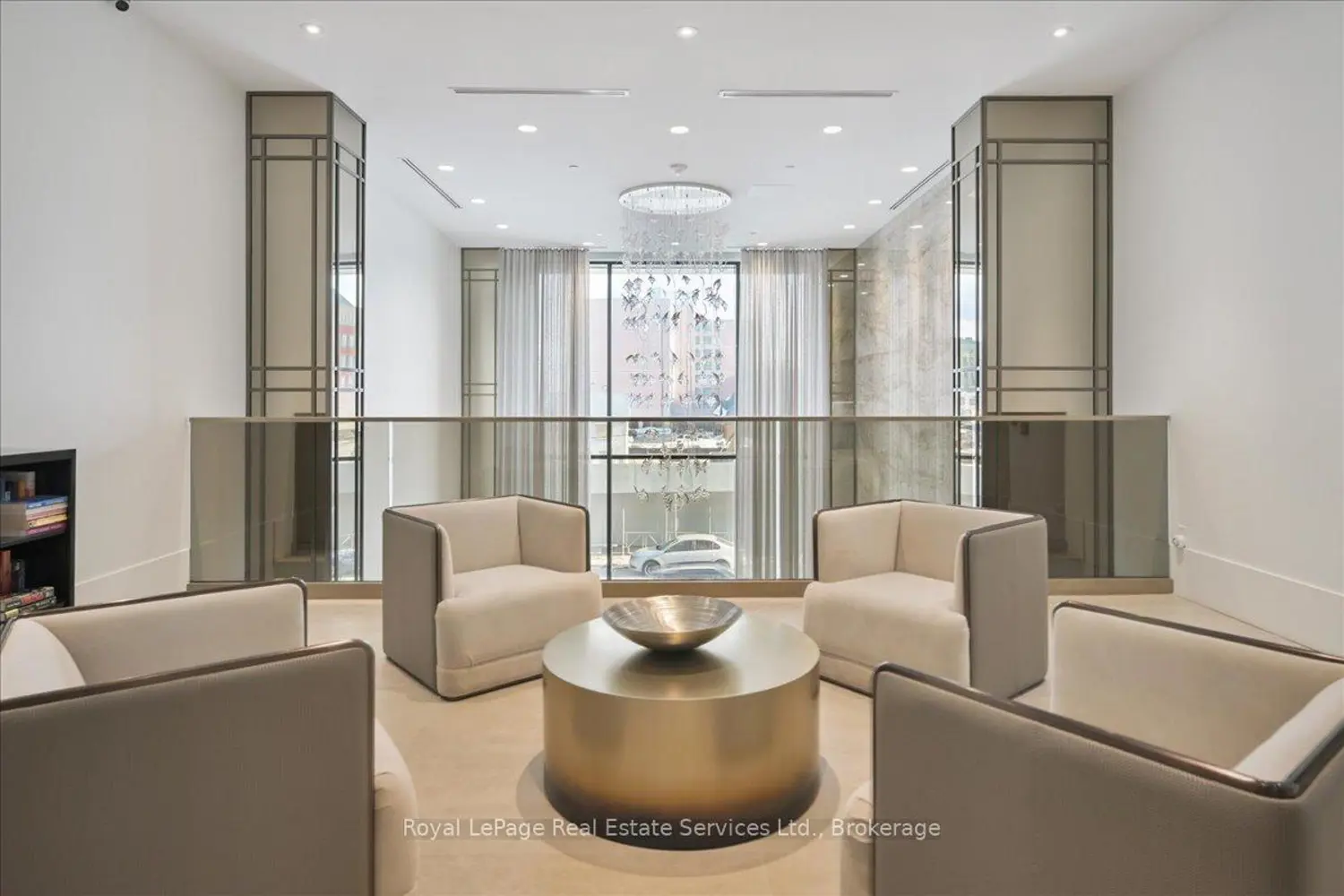 Additional image 9 of 2007 James Street 308