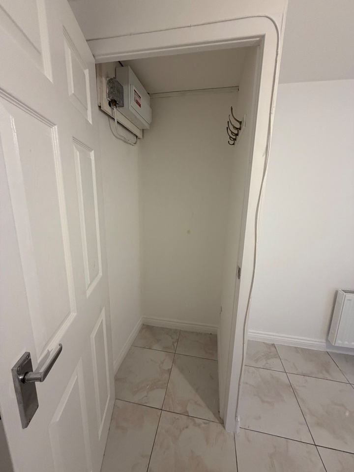 Additional image 9 of 1 Bed Flat, Kingsbury Court, B23, N1 7GU