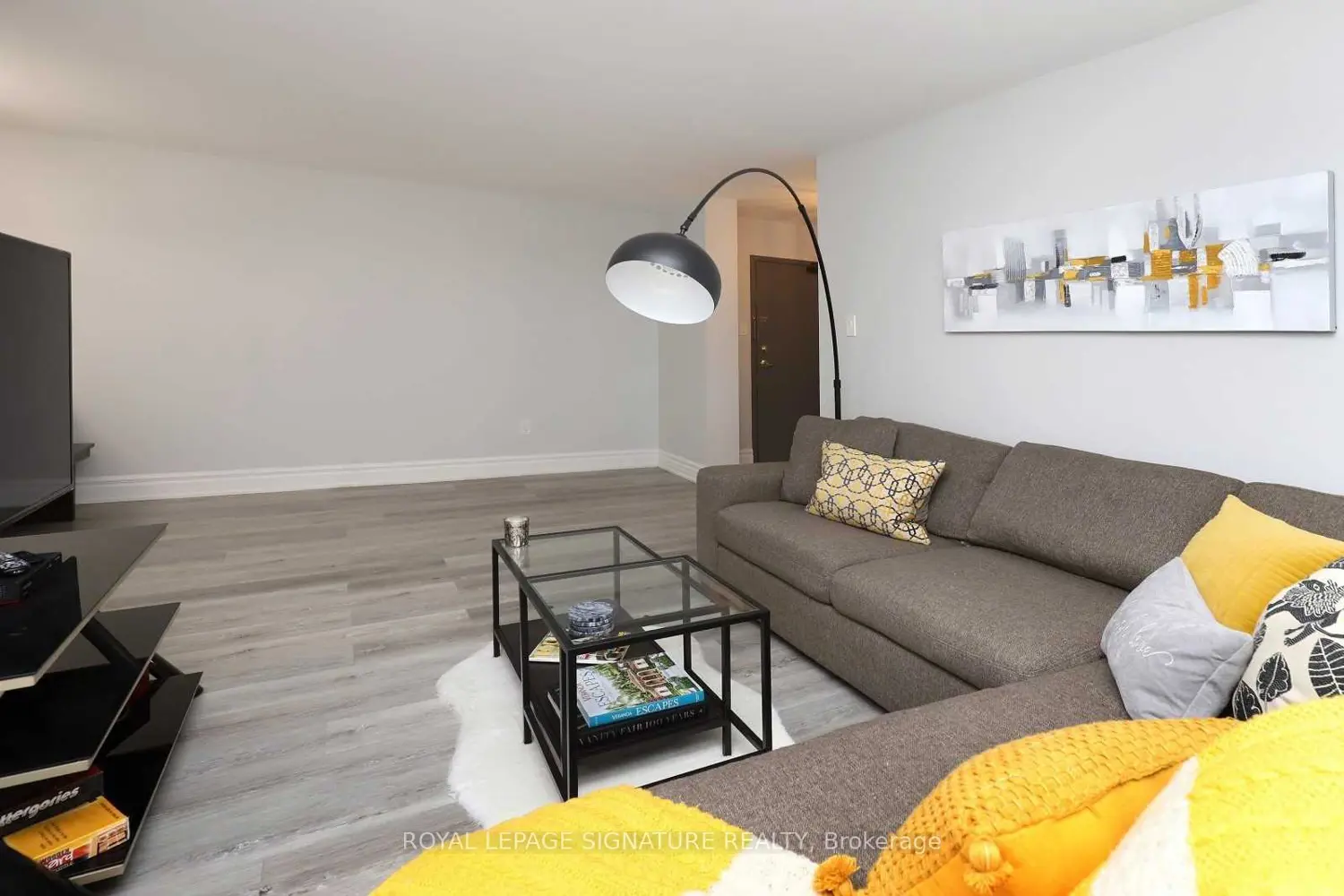 Additional image 10 of 100 County Court Boulevard 1101