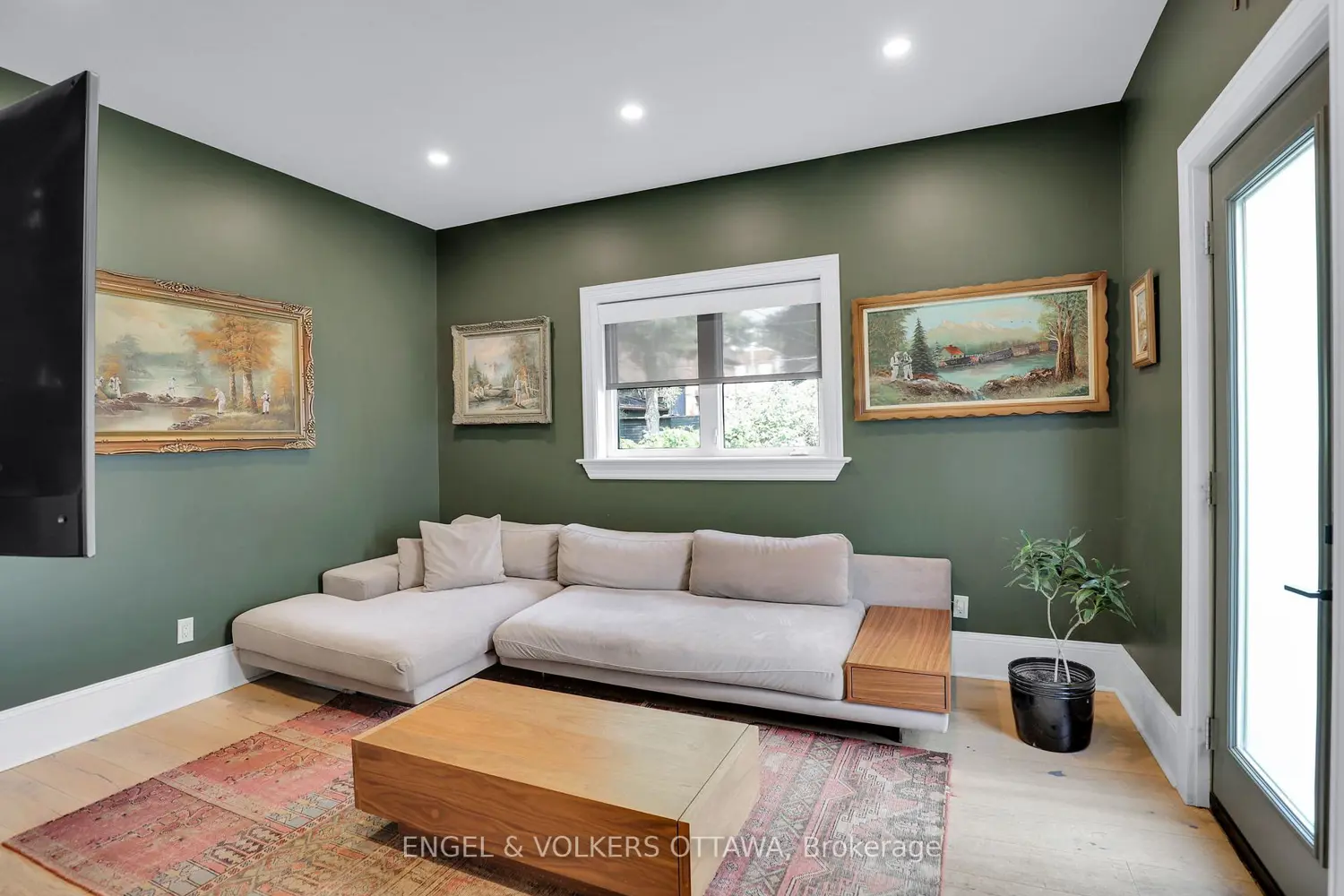 Additional image 13 of 597 Maclaren Street