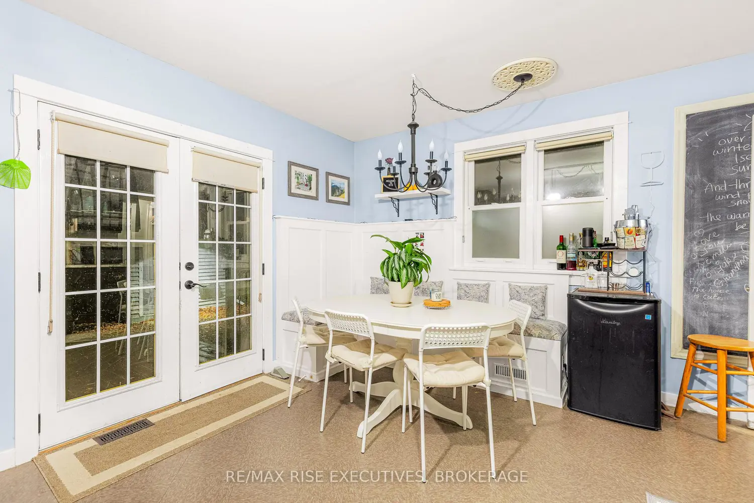 Additional image 11 of 570 Frontenac Street