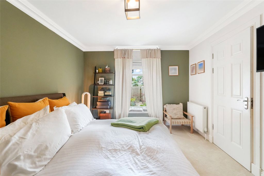 Additional image 12 of 2 bed flat for saleColquhoun Street, Helensburgh G84