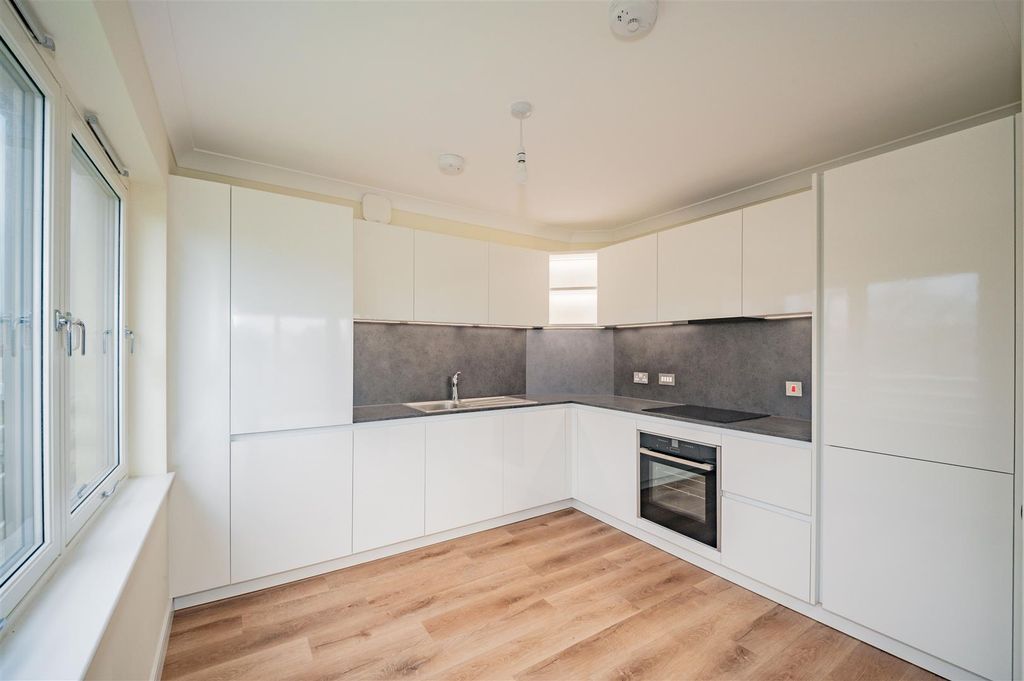 Additional image 10 of 3 bed flat for saleMortimer Street, Monifieth DD5