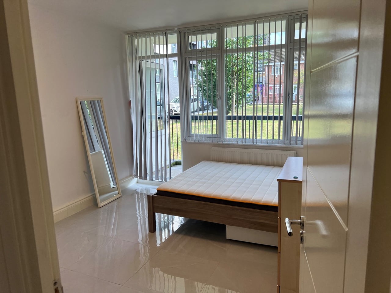 Additional image 8 of Room in a Shared Flat, Halliday House, E1, N1 7GU