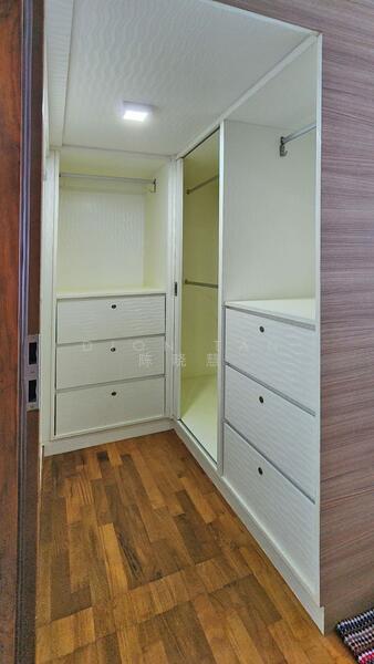 Additional image 6 of 14 Kitchener Link