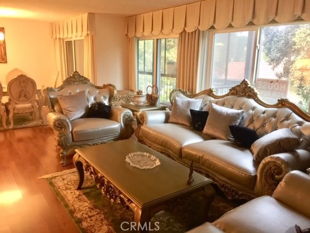 Additional image 3 of 2369 Via Mariposa Unit 1-B, Laguna Woods, CA 92637