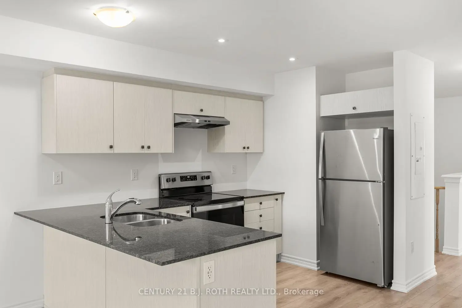 Additional image 9 of 23 Hay Lane 4