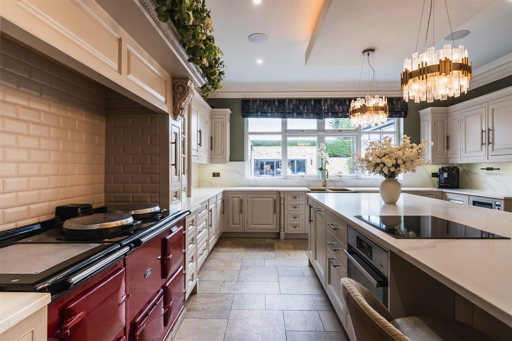 Additional image 18 of 4 bed detached house for sale72 Kiveton Lane, Todwick, Sheffield S26