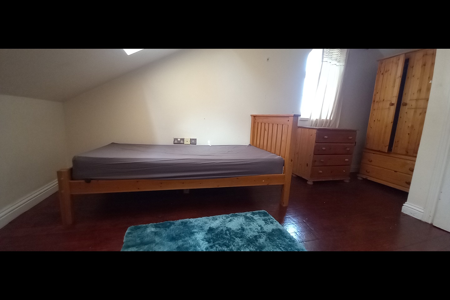 Additional image 2 of Room in a Shared House, Hall Lane, LS12, N1 7GU