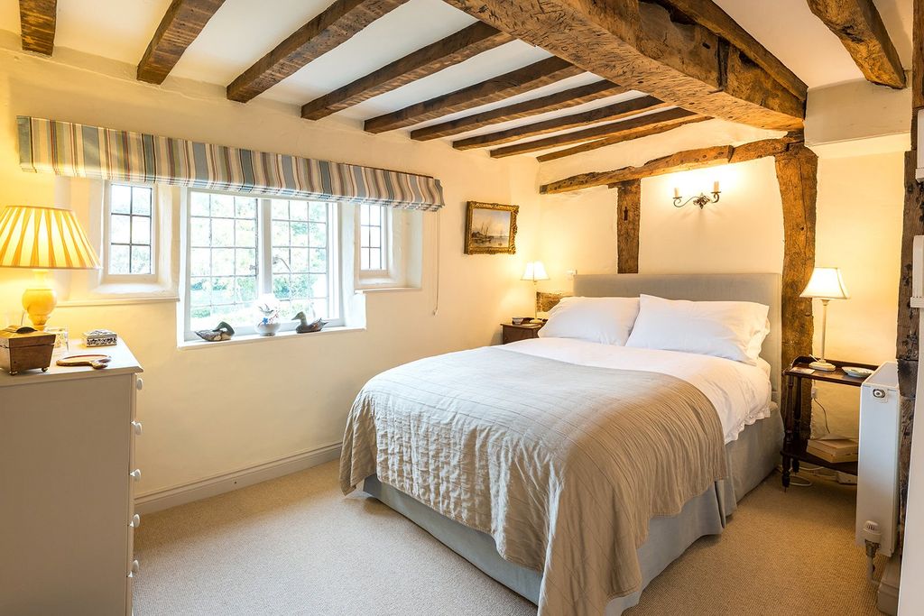 Additional image 11 of 5 bed detached house for saleStation Road, Kintbury, Hungerford, Berkshire RG17
