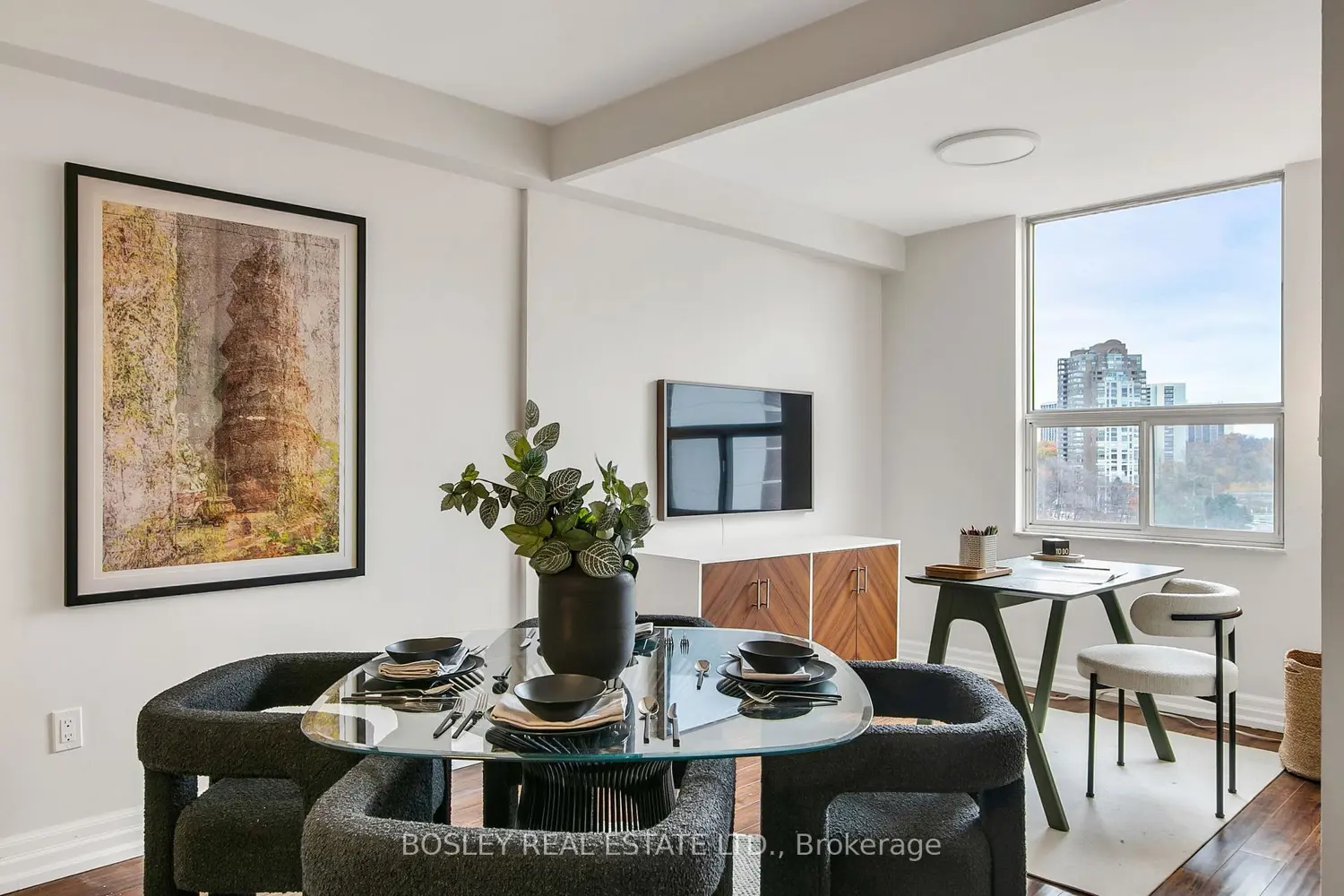 10 Edgecliff Golfway 1411