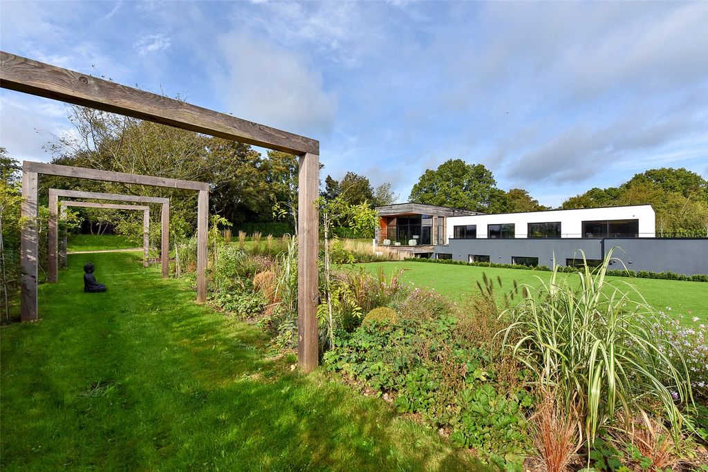 Additional image 14 of 5 bed detached house for saleHitcham Lane, Taplow, Maidenhead, Berkshire SL6