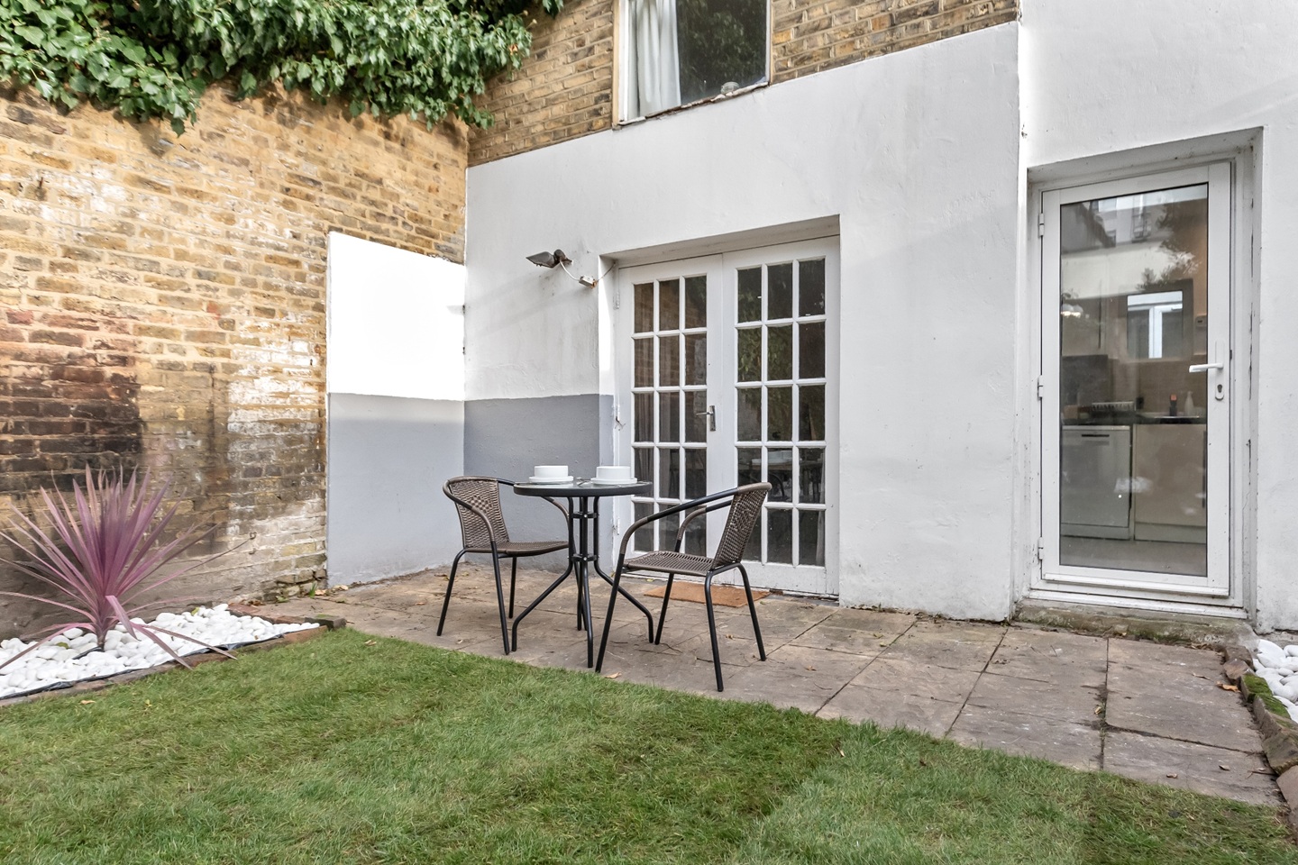 Additional image 31 of 2 Bed Flat, Tremadoc Road, SW4, N1 7GU