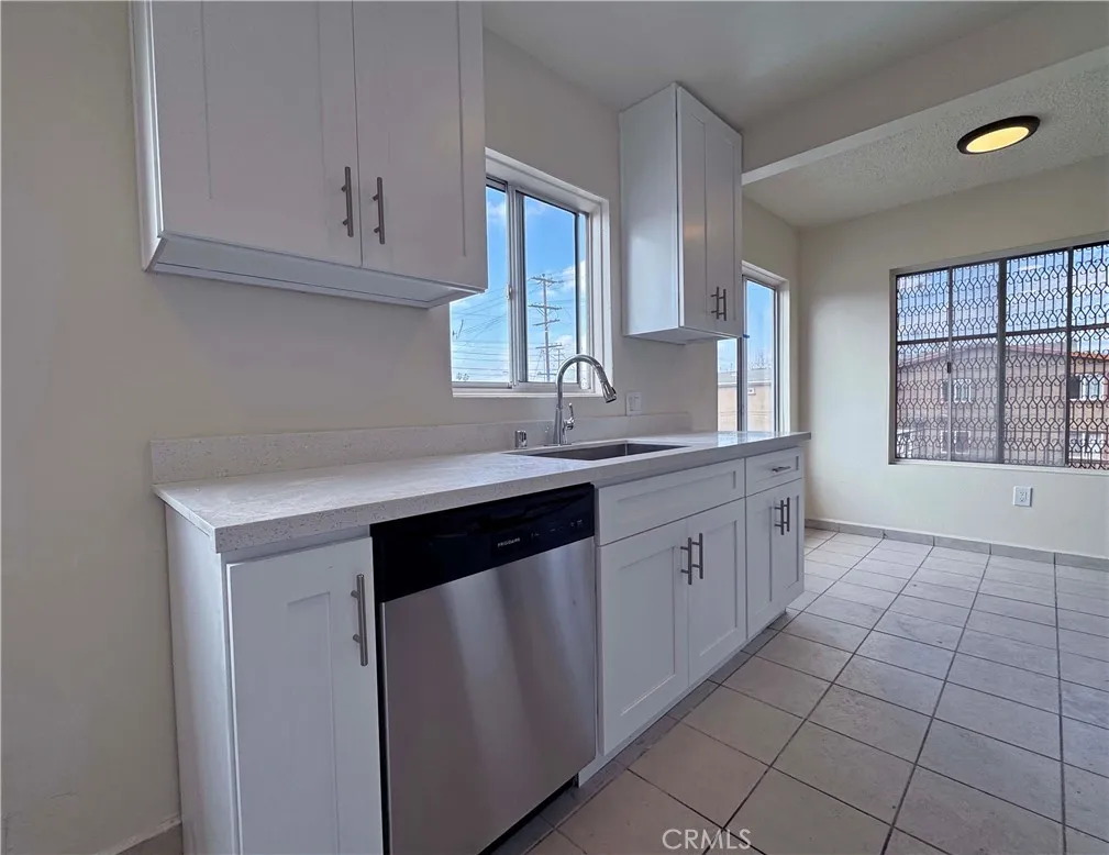 Additional image 20 of 324 E 79th St Unit 3, Los Angeles, CA 90003