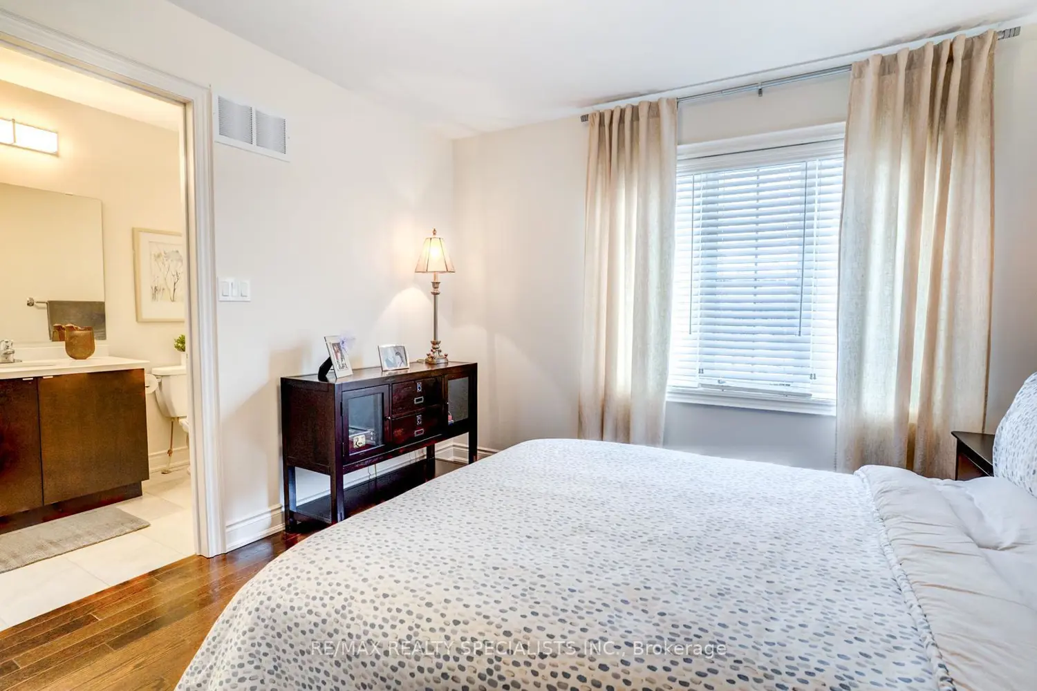 Additional image 13 of 1129 Haig Boulevard 8