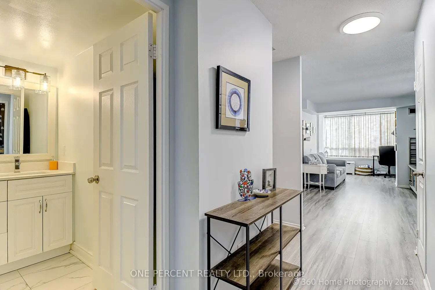 Additional image 16 of 7 Bishop Avenue 201