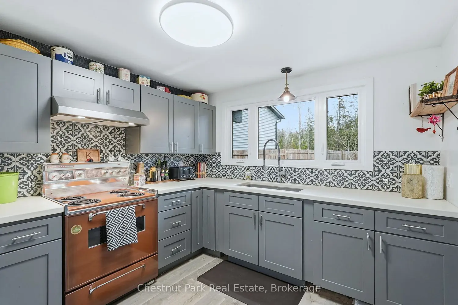 Additional image 7 of 324 Bryant Street