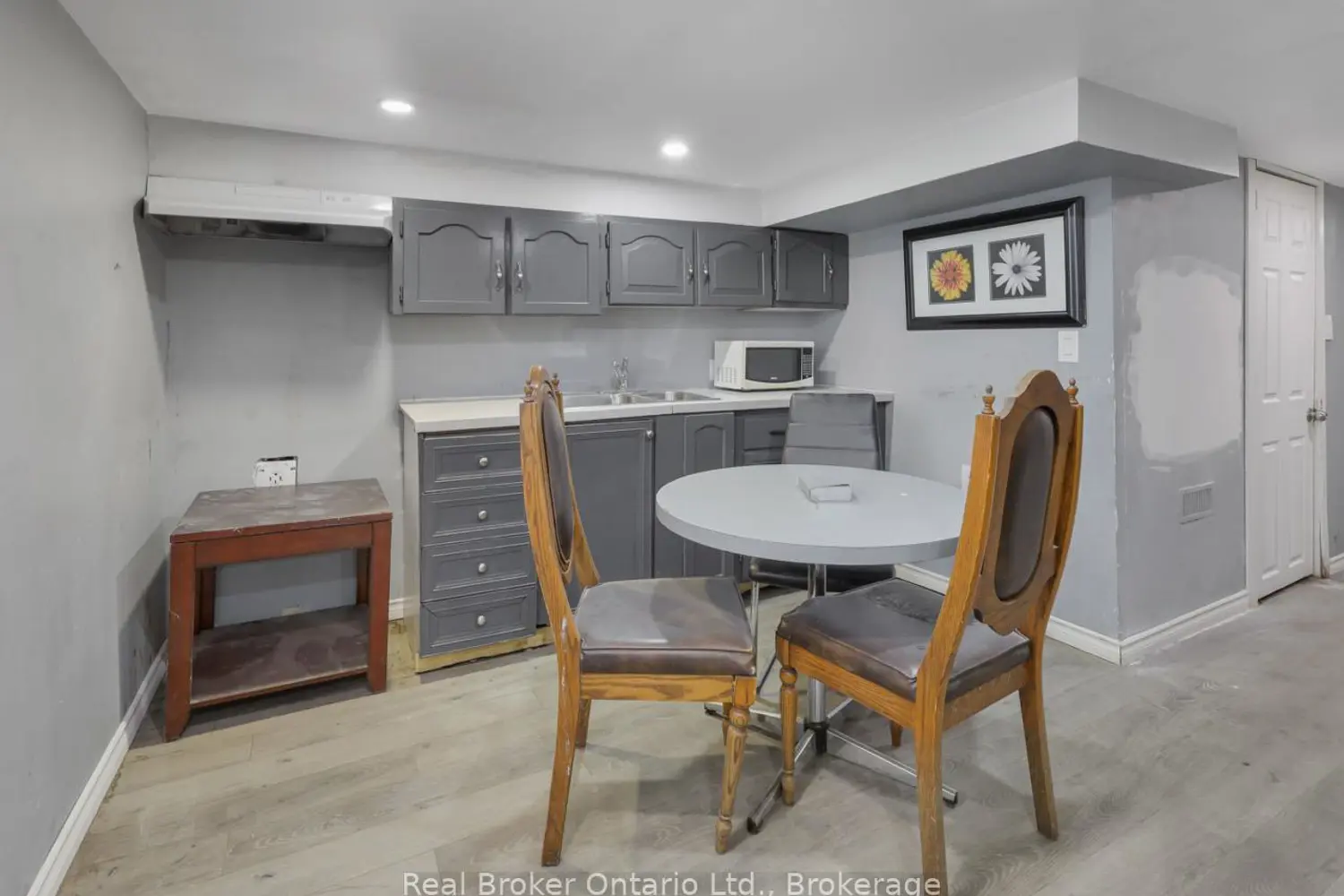 Additional image 13 of 28 West 3Rd Street