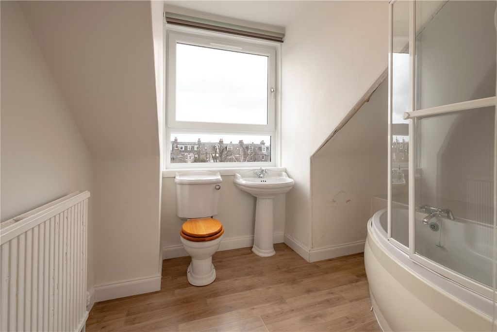 Additional image 24 of 4 bed flat for sale17 Hammersmith Road, Aberdeen AB10