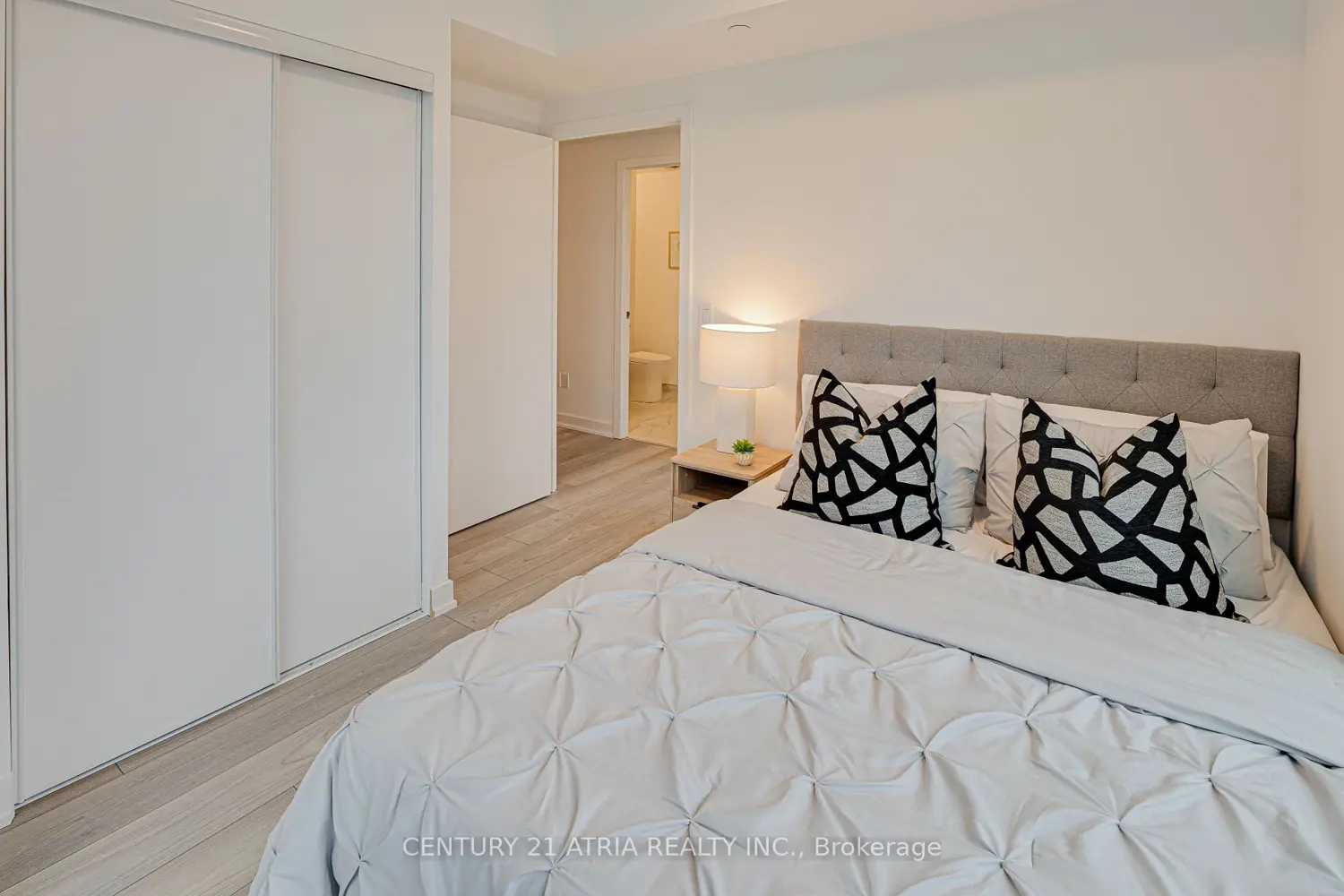 Additional image 13 of 252 Church Street 2706