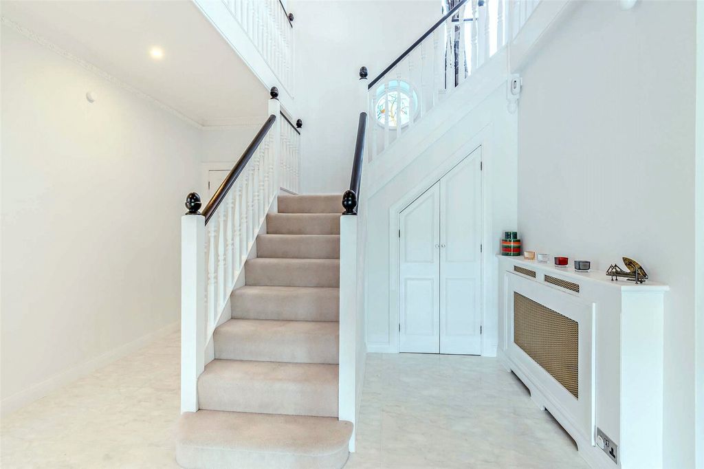 Additional image 19 of 7 bed detached house for saleFishery Road, Maidenhead, Berkshire SL6