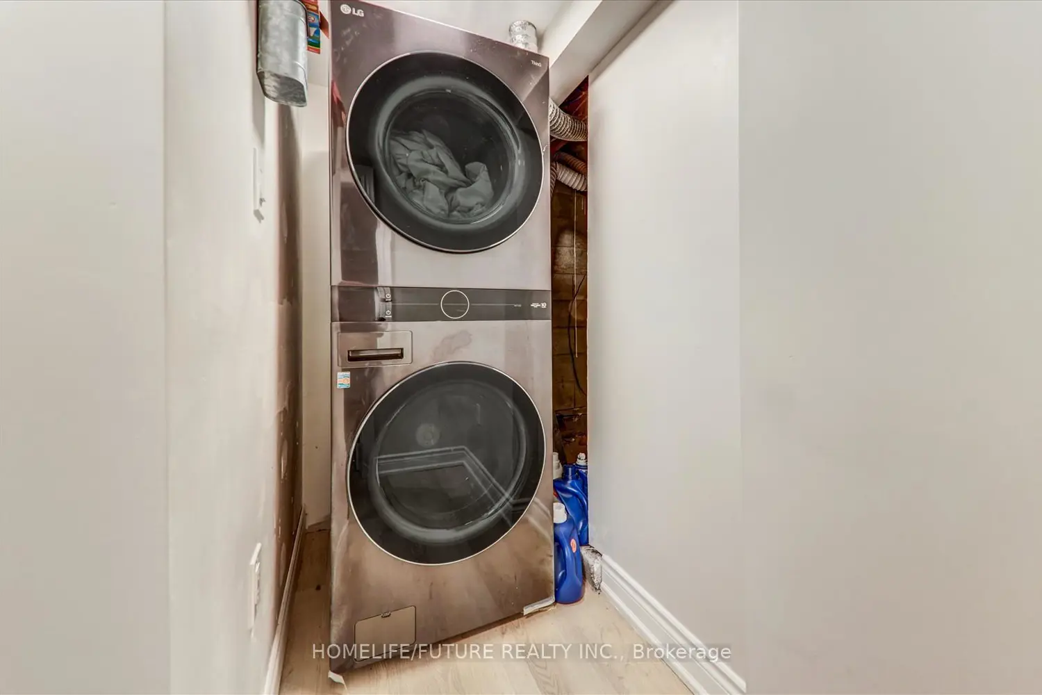 Additional image 16 of 585 Wilson Road